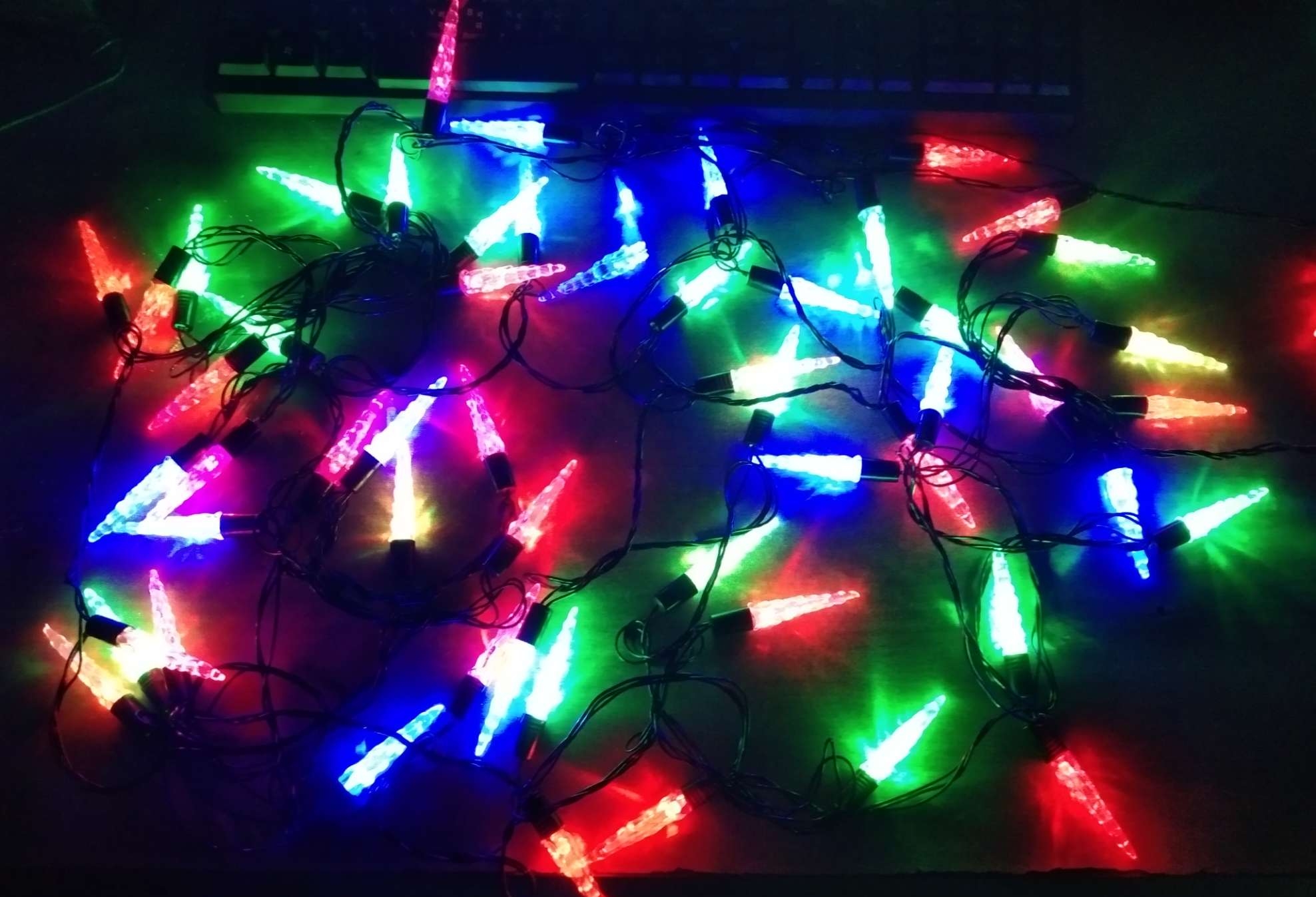 Led কালার চেঞ্জিং ফেইরি লাইট কাঁচা মরিচ আকৃতির 28 led ফেইরি লাইট বিভিন্ন রঙের, 28 led কাঁচা মরিচ লাইট, পার্টি, বিয়েতে সাজানোর, হলিডে লাইট
